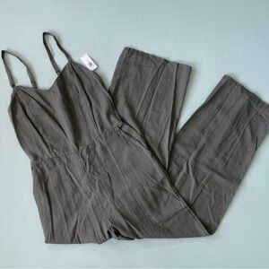 Green Wide Leg Women's Jumpsuit Size S-Tall NWT